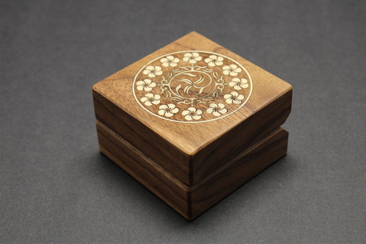 Handcrafted Inlaid Walnut Ring Box "Flowers"  RB10  Made in the U.S.